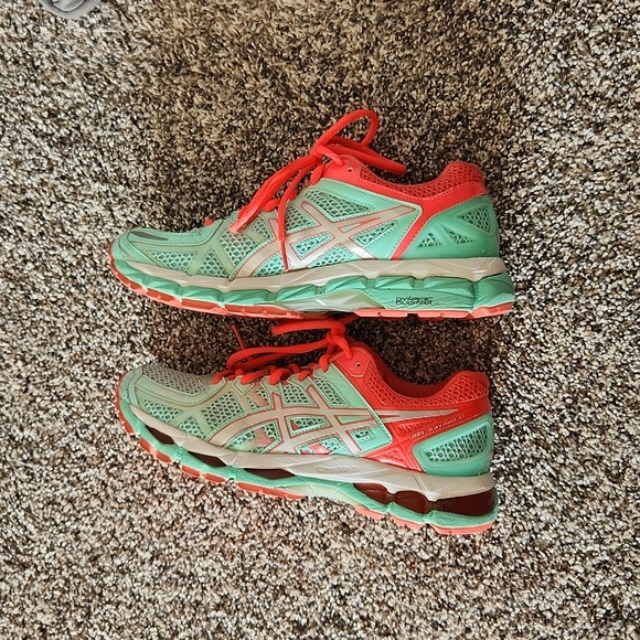 ASICS - Picture 2 of 7
